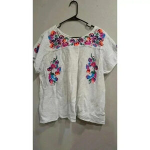 Women's white short sleeve cotton floral embroidered top by See N Be Seen 1X